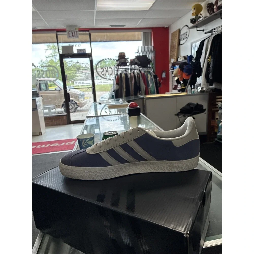 Adidas Gazelle ADV Mens Trainers Purple White HQ7546 Sz 10.5 DS